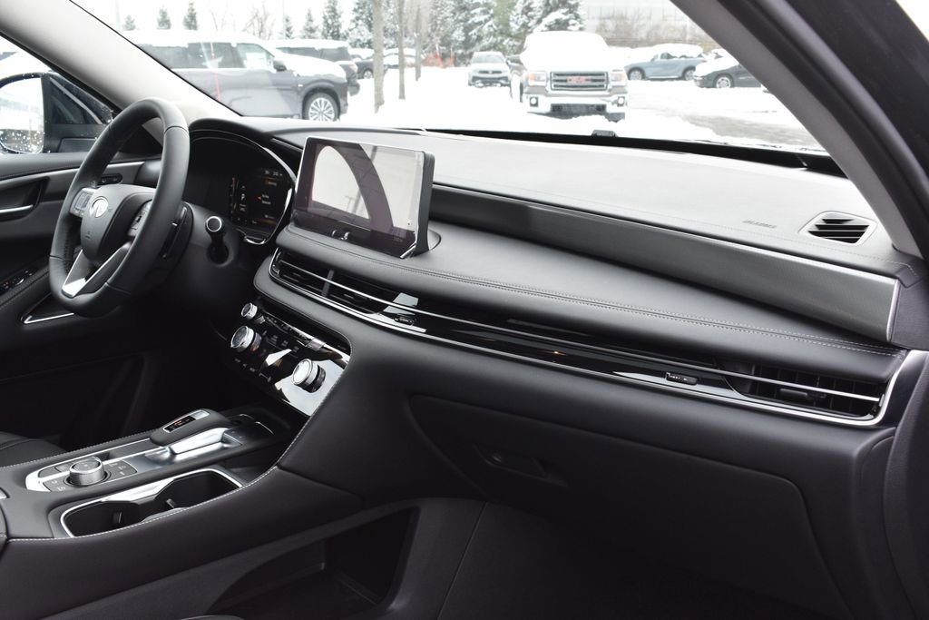 New 2026 INFINITI QX60 Luxe w/ Family Package image 15