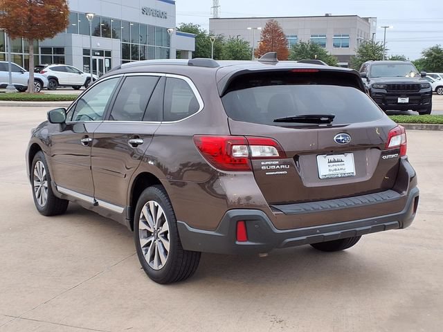 Used 2019 Subaru Outback 2.5i Touring w/ Popular Package #3A AWD/4WD image 2