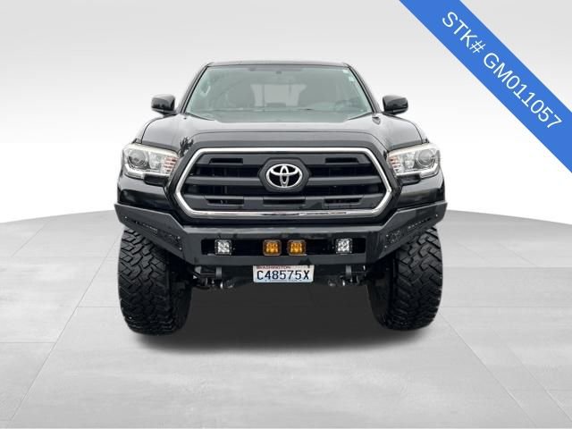 Used 2016 Toyota Tacoma SR5 image 2