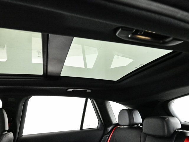 Used 2024 Mercedes-Benz GLC 43 AMG 4MATIC image 21
