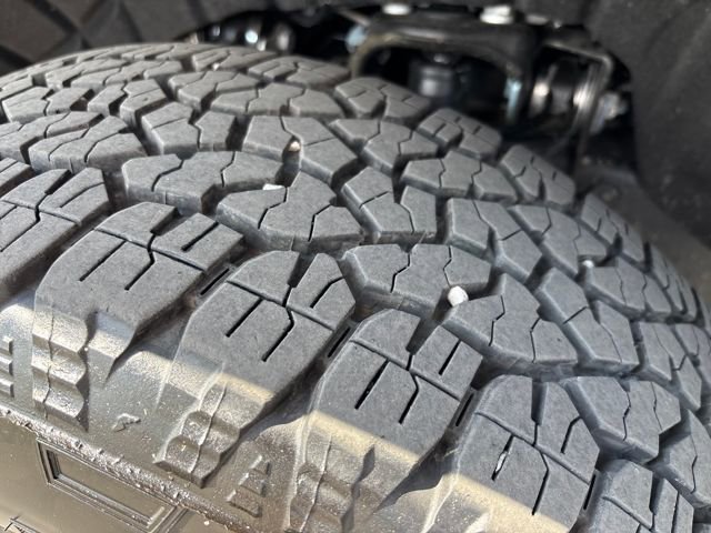 Used 2026 Chevrolet Silverado 2500 Custom w/ Custom Value Package image 28