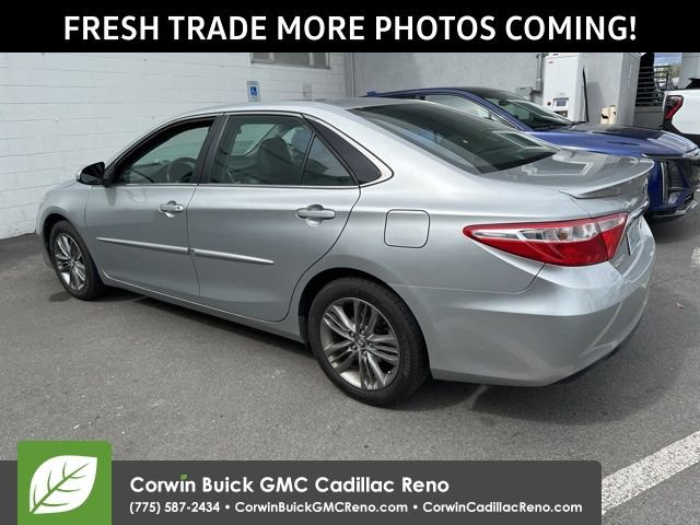 Used 2017 Toyota Camry SE w/ Four Season Floor Mat Package image 10
