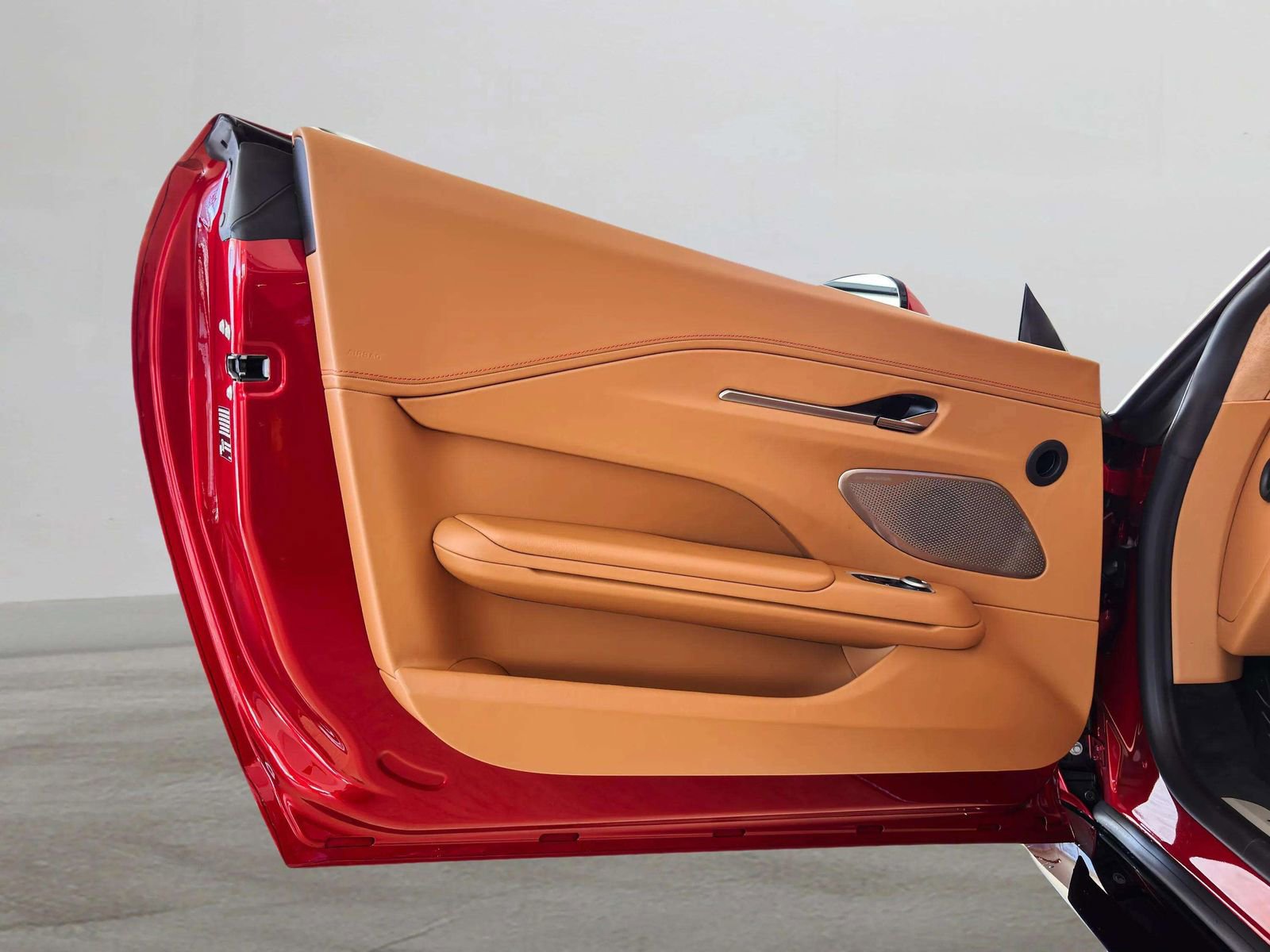 New 2026 Aston Martin V8 Vantage S image 25