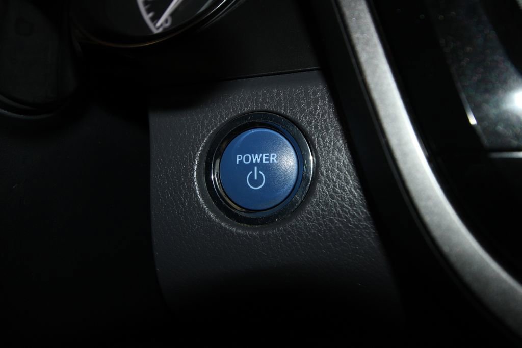 Used 2024 Toyota Camry SE FWD image 12