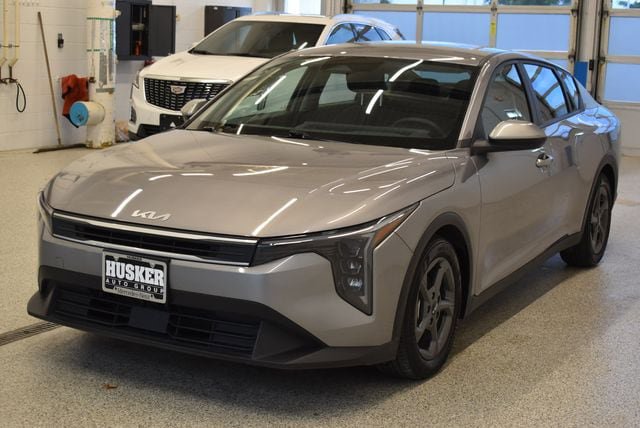 Used 2025 Kia K4 FWD image 9