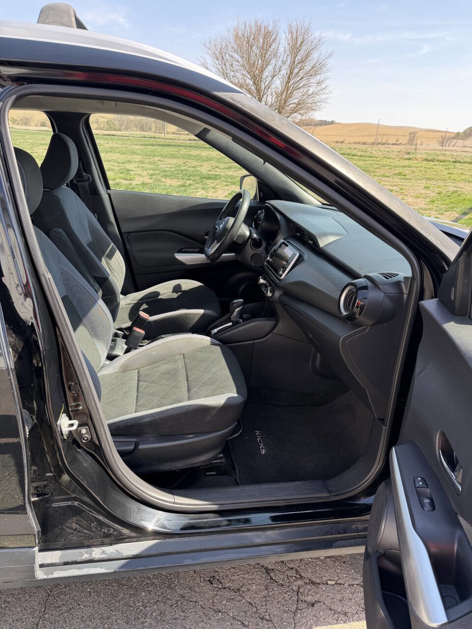 Used 2019 Nissan Kicks SV w/ Exterior Package FWD image 13
