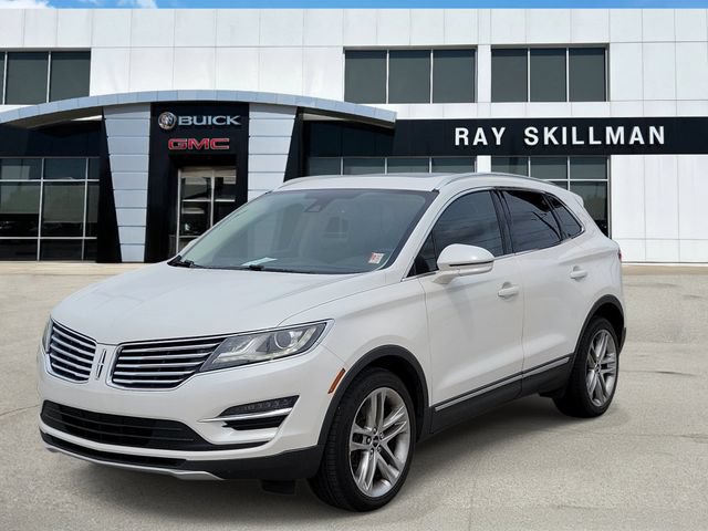 Used 2017 Lincoln MKC Reserve w/ Lincoln MKC Climate Package AWD/4WD image 3