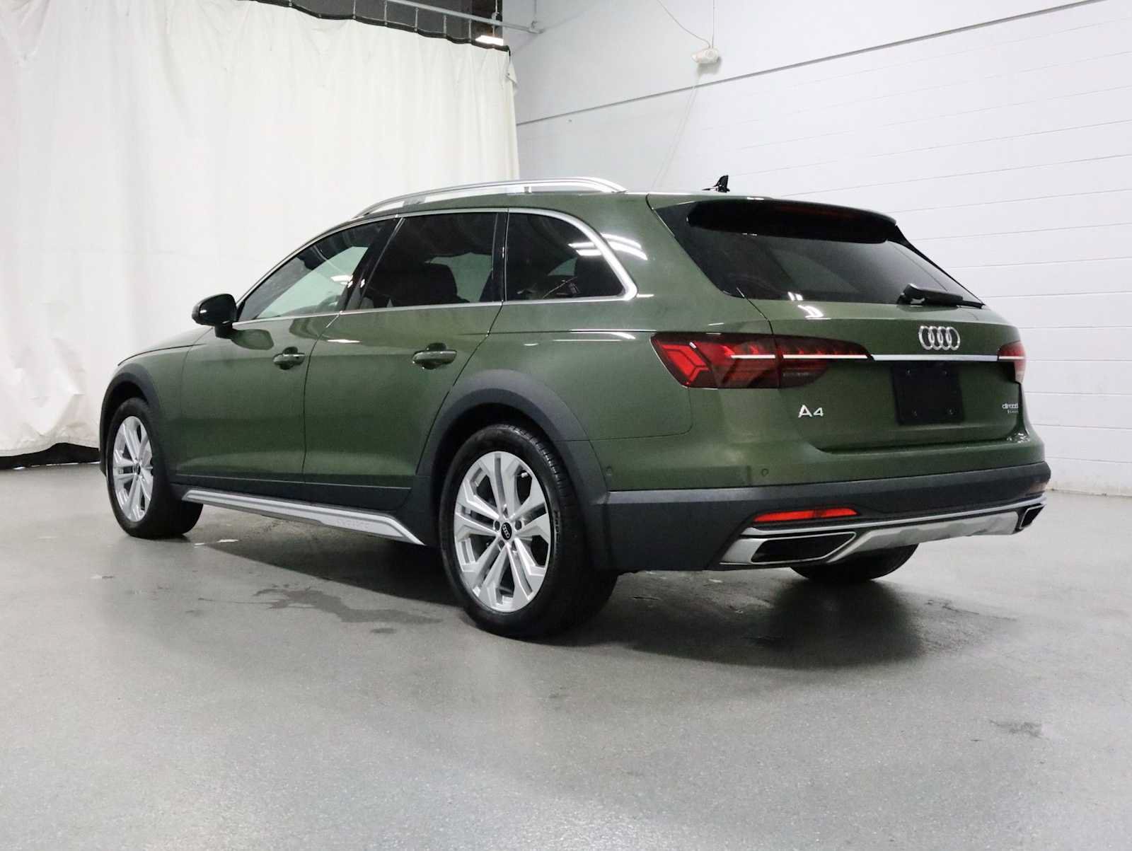 Used 2024 Audi A4 2.0T allroad Prestige AWD/4WD image 3