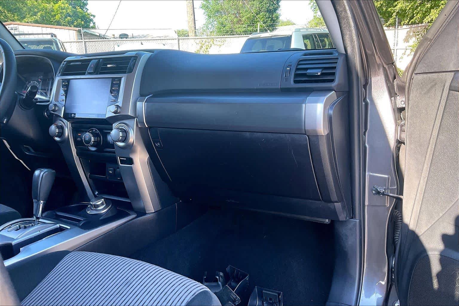Used 2023 Toyota 4Runner SR5 AWD/4WD image 18