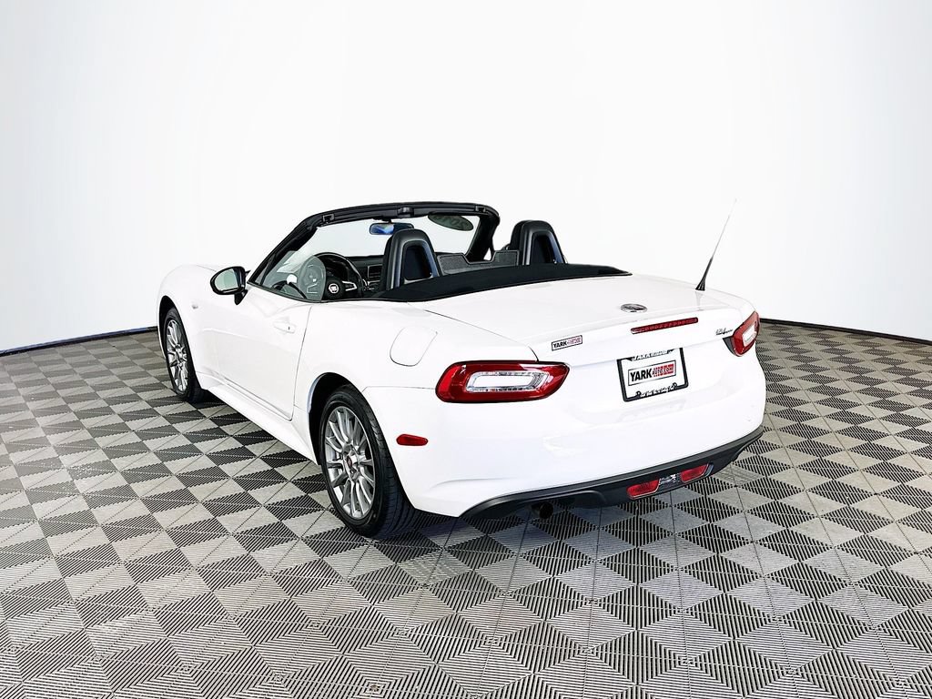 Used 2018 FIAT 124 Spider Classica RWD image 35