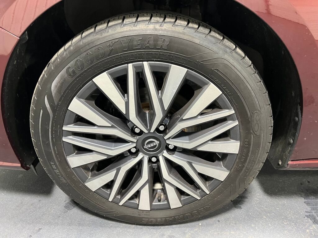 Used 2023 Nissan Altima 2.5 SV image 11