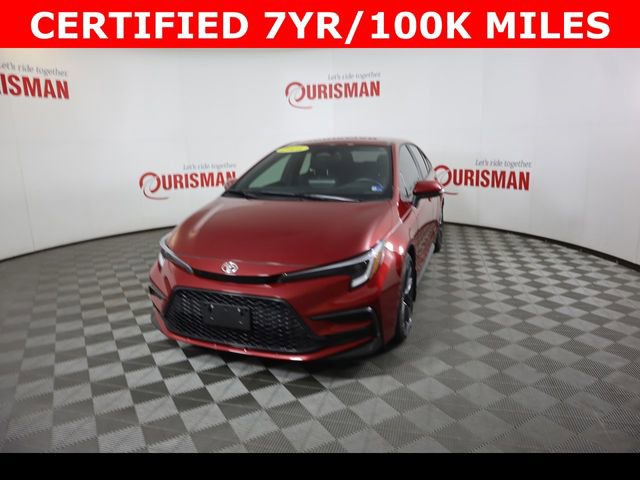 Used 2025 Toyota Corolla SE w/ Convenience Package FWD image 2