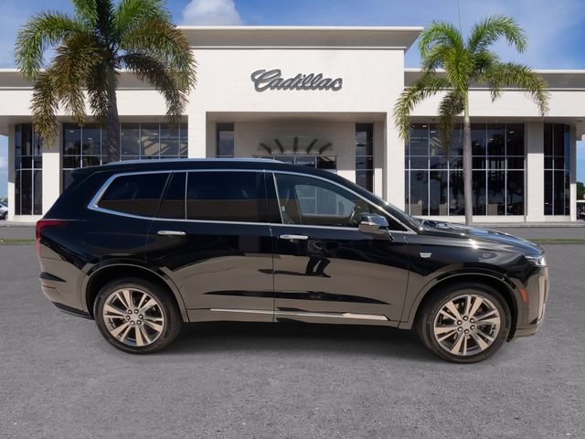 Used 2023 Cadillac XT6 Premium Luxury FWD image 16