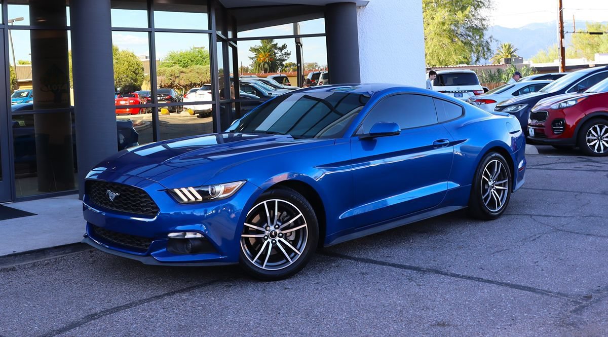 Used 2017 Ford Mustang Premium RWD image 2