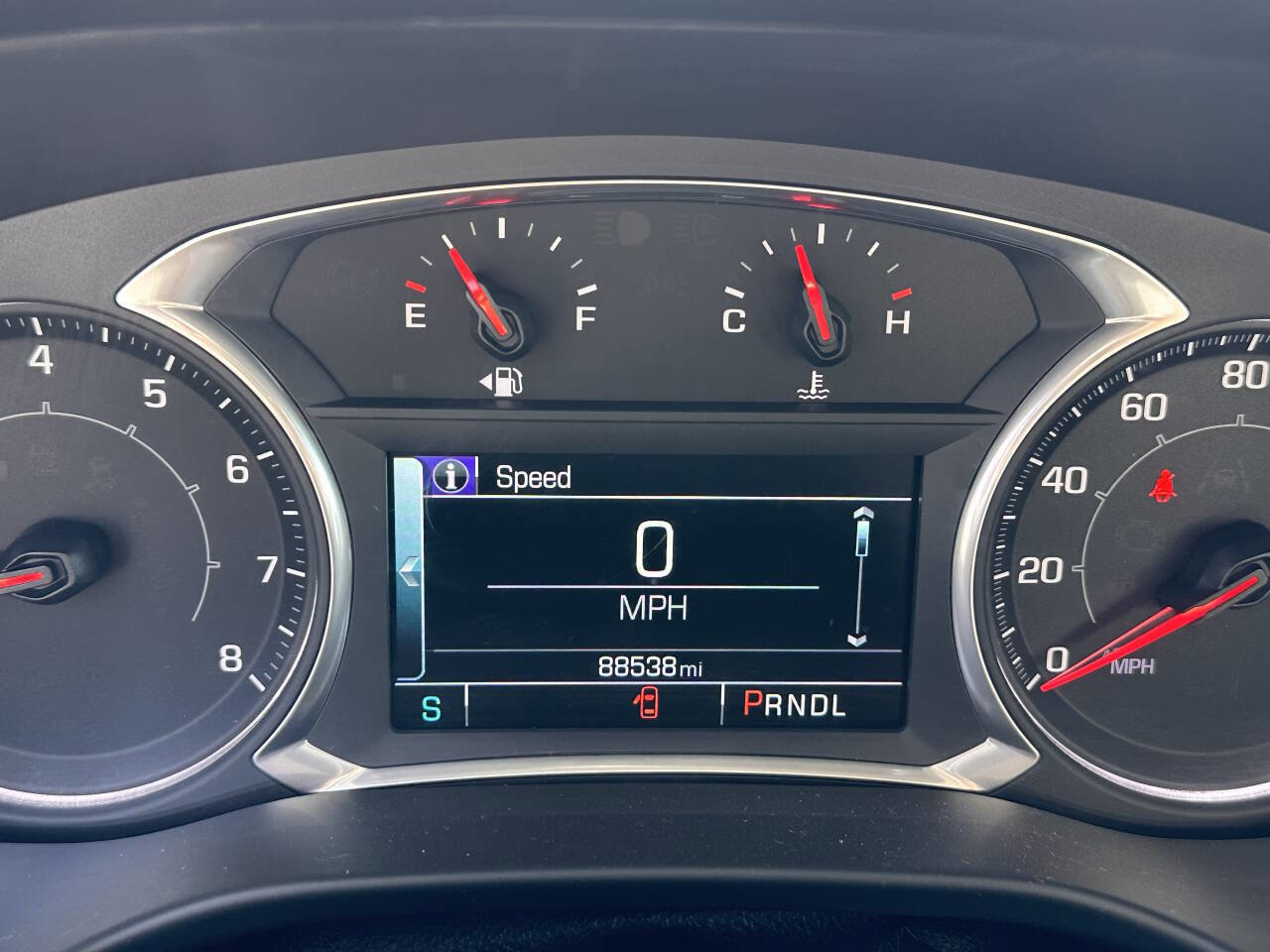 Used 2018 GMC Acadia SLT image 12