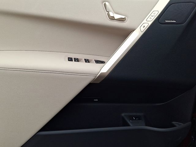 New 2026 BMW iX xDrive45 image 11