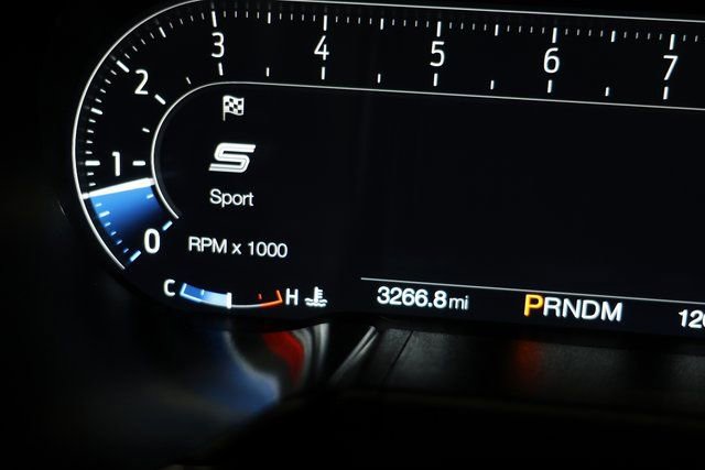 Used 2021 Ford Mustang Shelby GT500 w/ Carbon Fiber Track Pack image 90