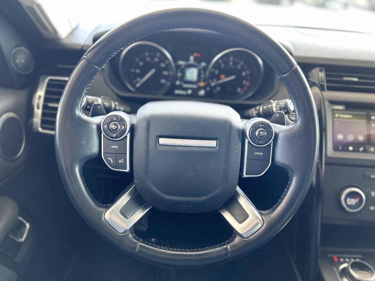 Used 2018 Land Rover Discovery SE AWD/4WD image 67