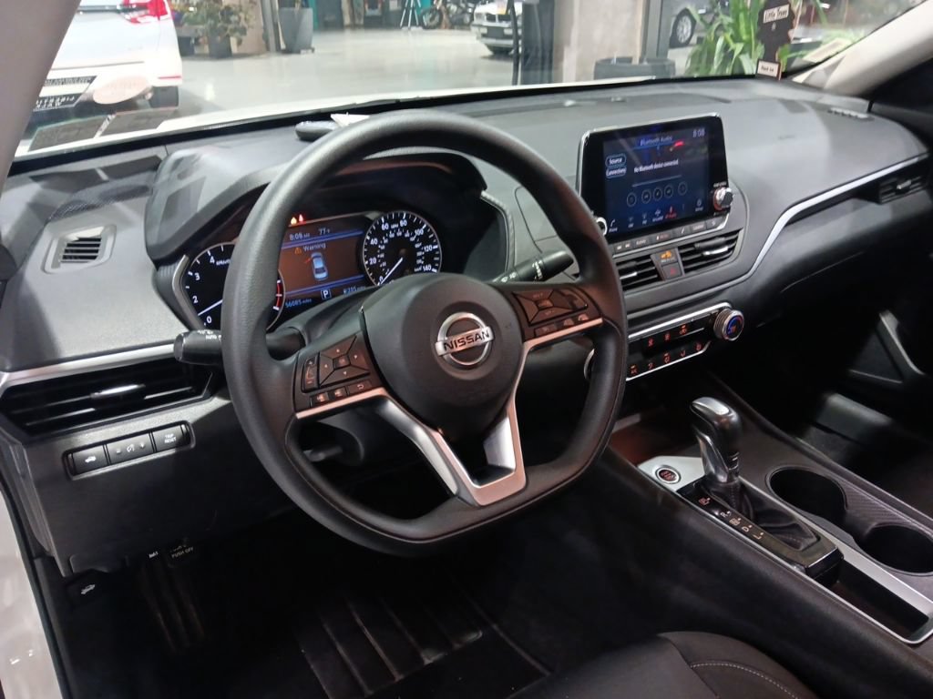 Used 2019 Nissan Altima 2.5 S FWD image 5