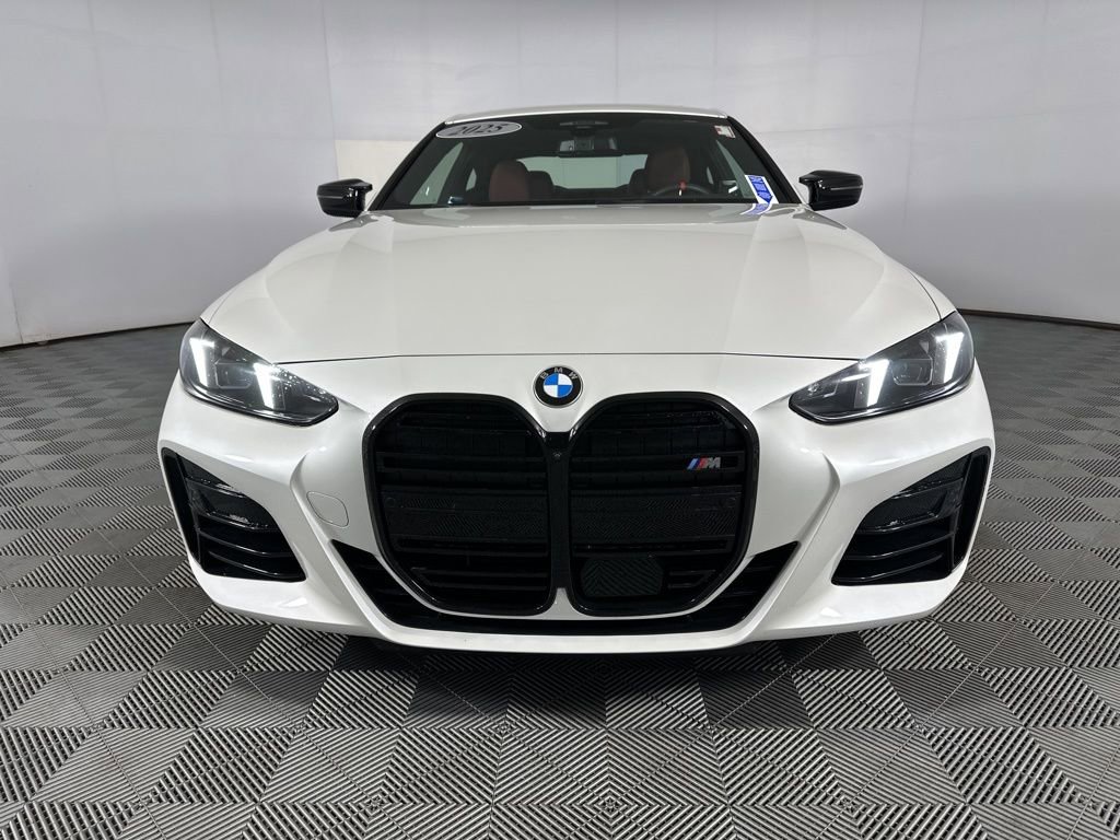 Used 2025 BMW 440i xDrive Coupe w/ Premium Package image 2