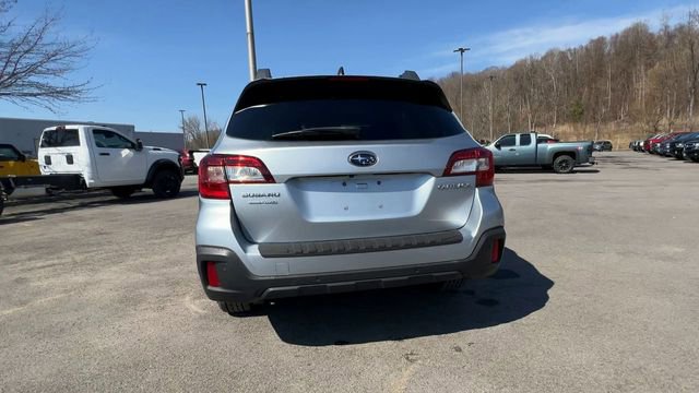 Used 2018 Subaru Outback 2.5i Limited image 7