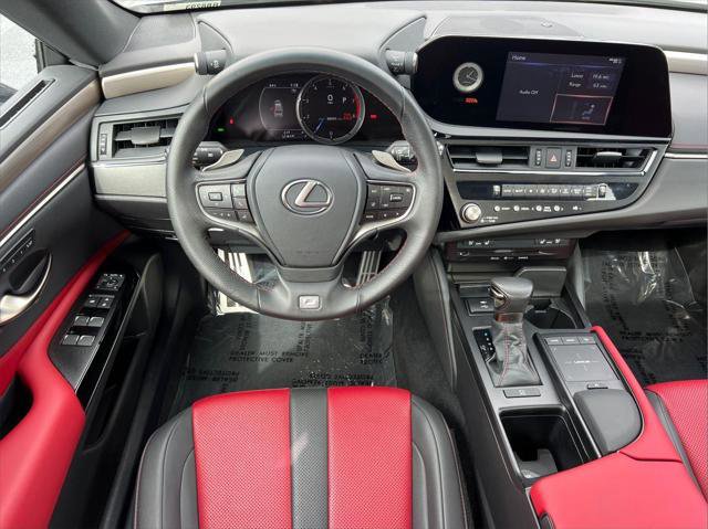 Certified 2022 Lexus ES 350 F Sport w/ Accessory Package image 23