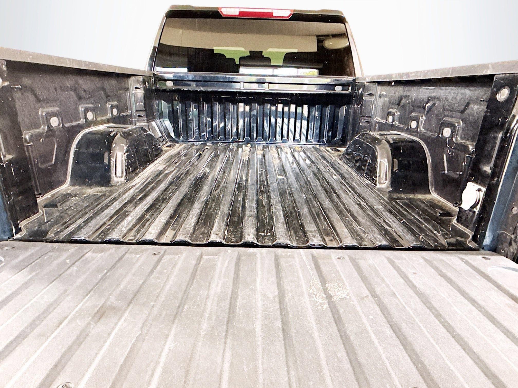 Used 2022 Chevrolet Silverado 1500 Custom image 33