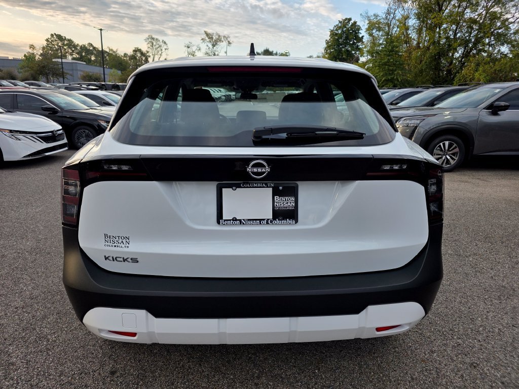 New 2027 Nissan Kicks S FWD image 8