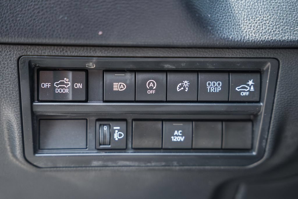 Used 2023 Toyota Tundra SR5 w/ SR5 Premium Package AWD/4WD image 42