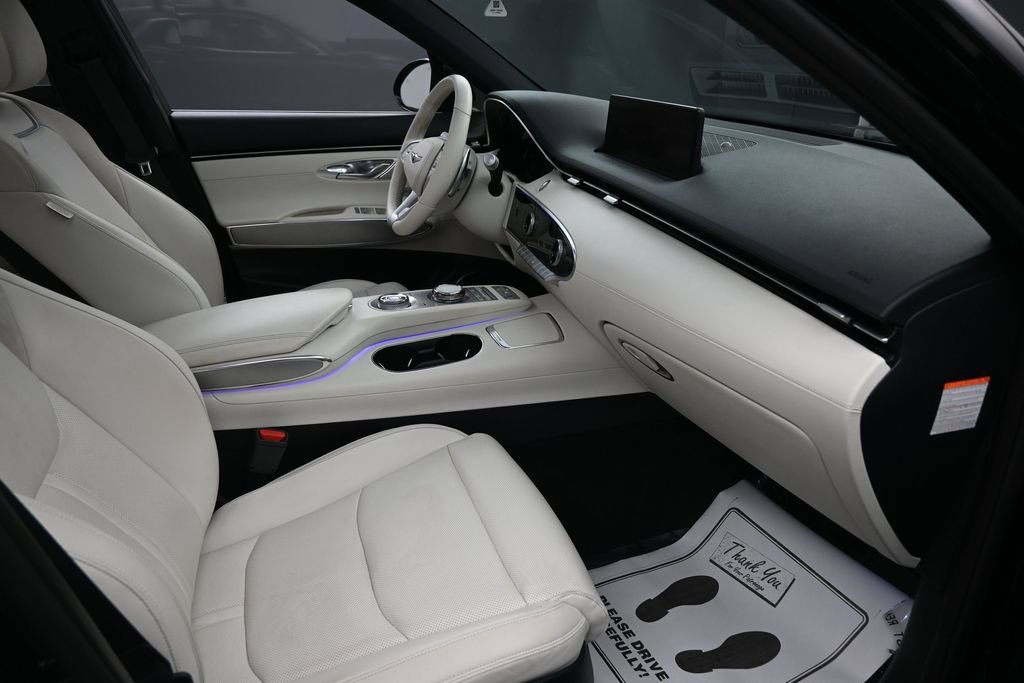 Used 2024 Genesis Electrified GV70 AWD/4WD image 33