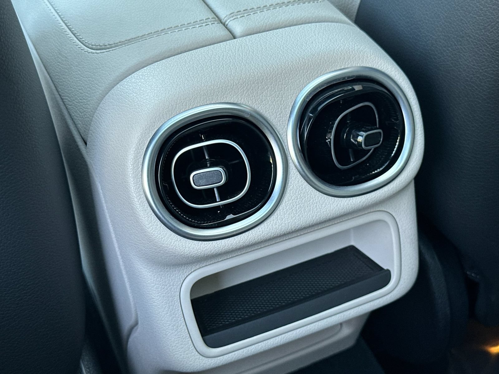 Certified 2026 Mercedes-Benz GLC 300 image 14