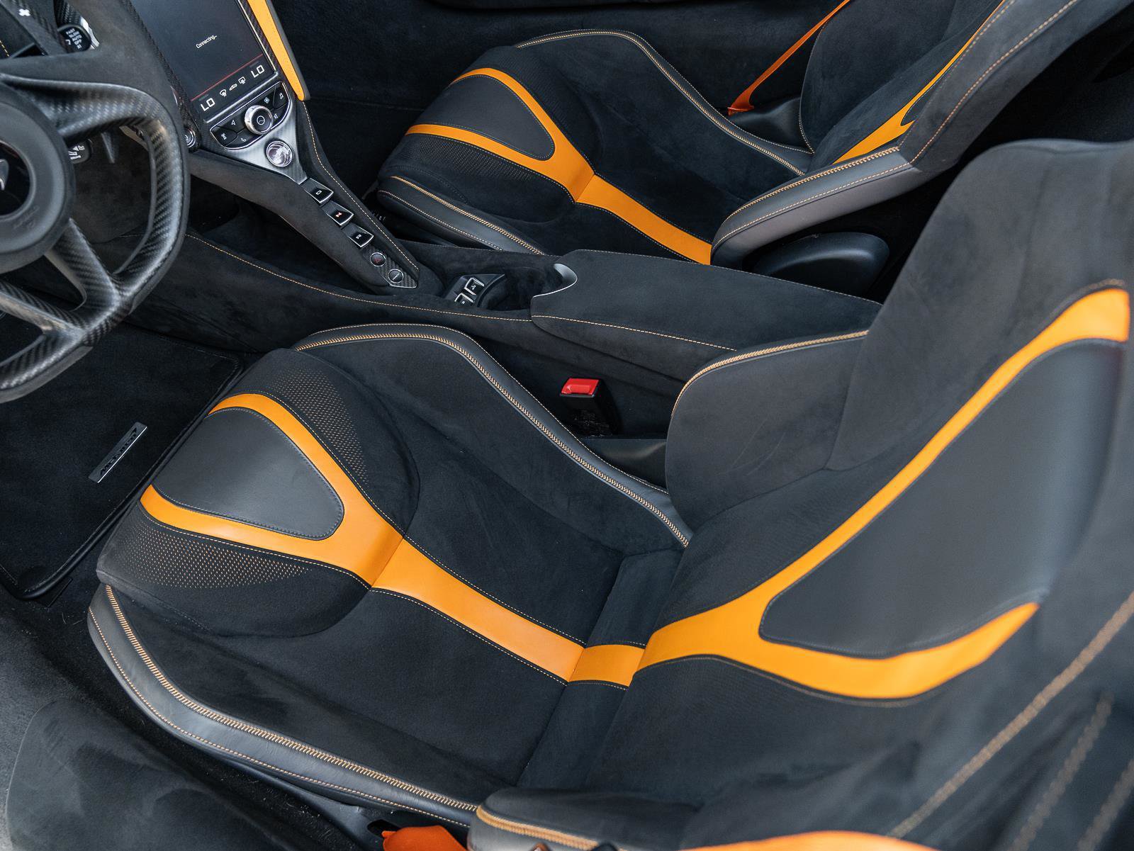 Used 2022 McLaren 720S Performance RWD image 30