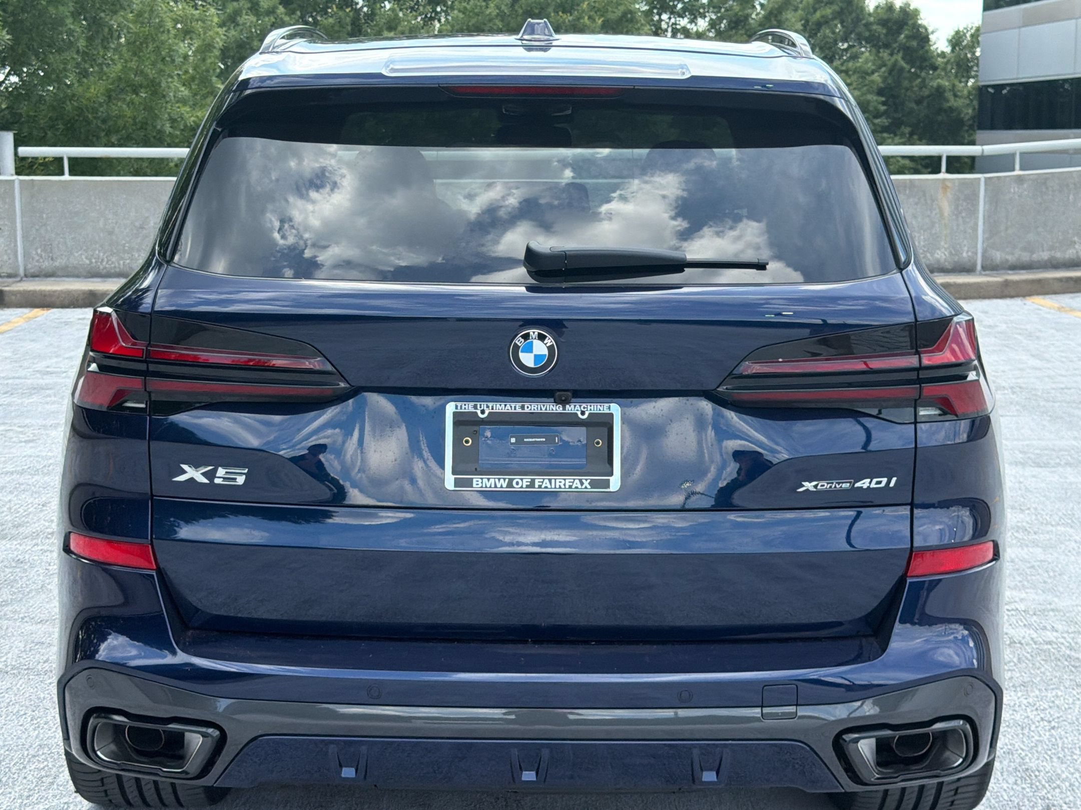 New 2026 BMW X5 xDrive40i w/ M Sport Package AWD/4WD image 10