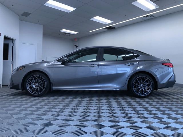 Used 2026 Toyota Camry SE image 13