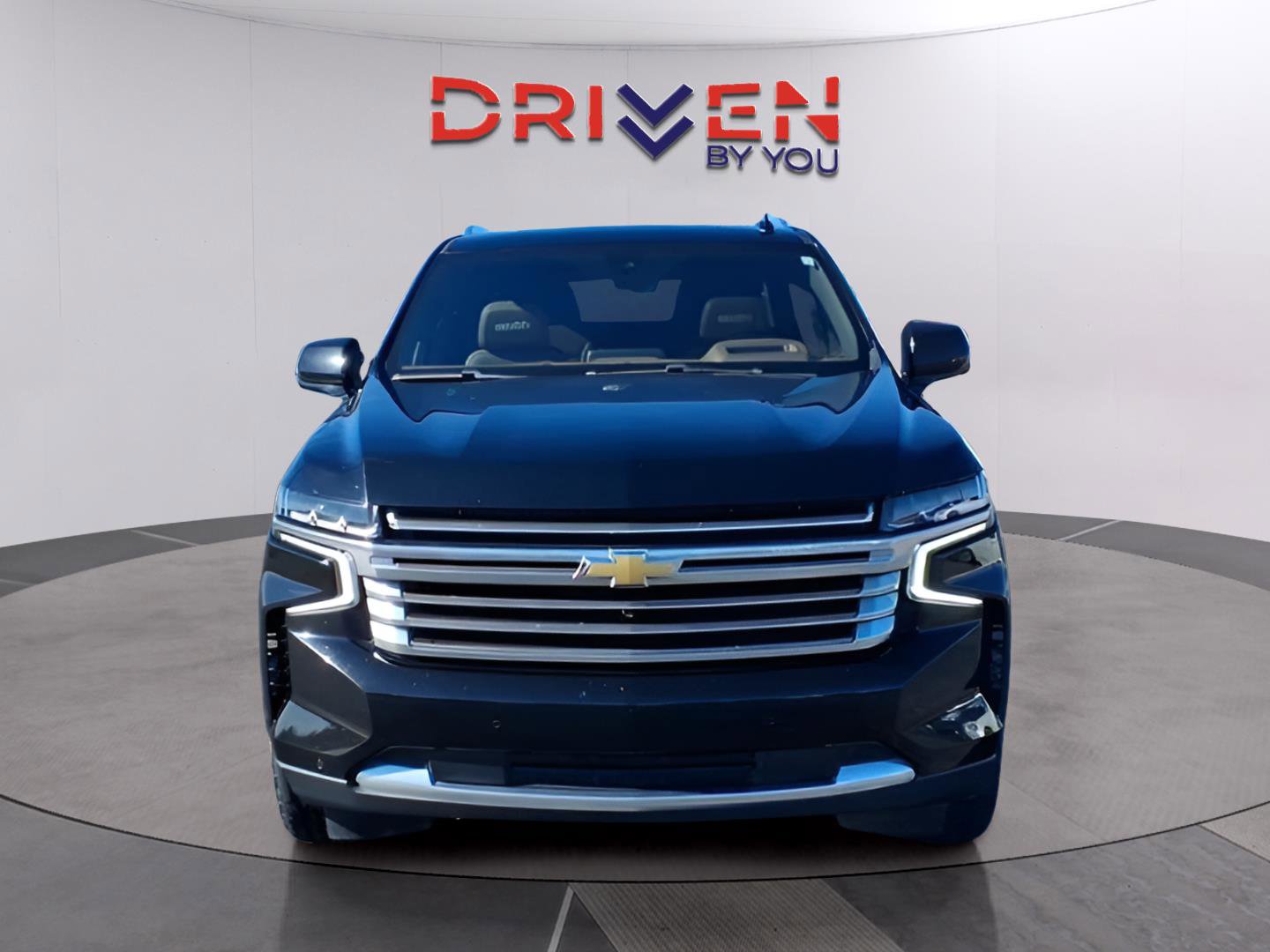 Used 2021 Chevrolet Suburban High Country w/ Premium Package image 8