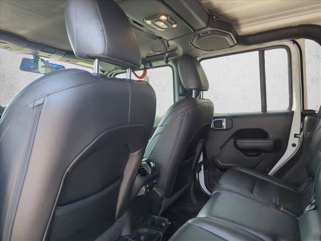 Used 2023 Jeep Gladiator Mojave AWD/4WD image 17
