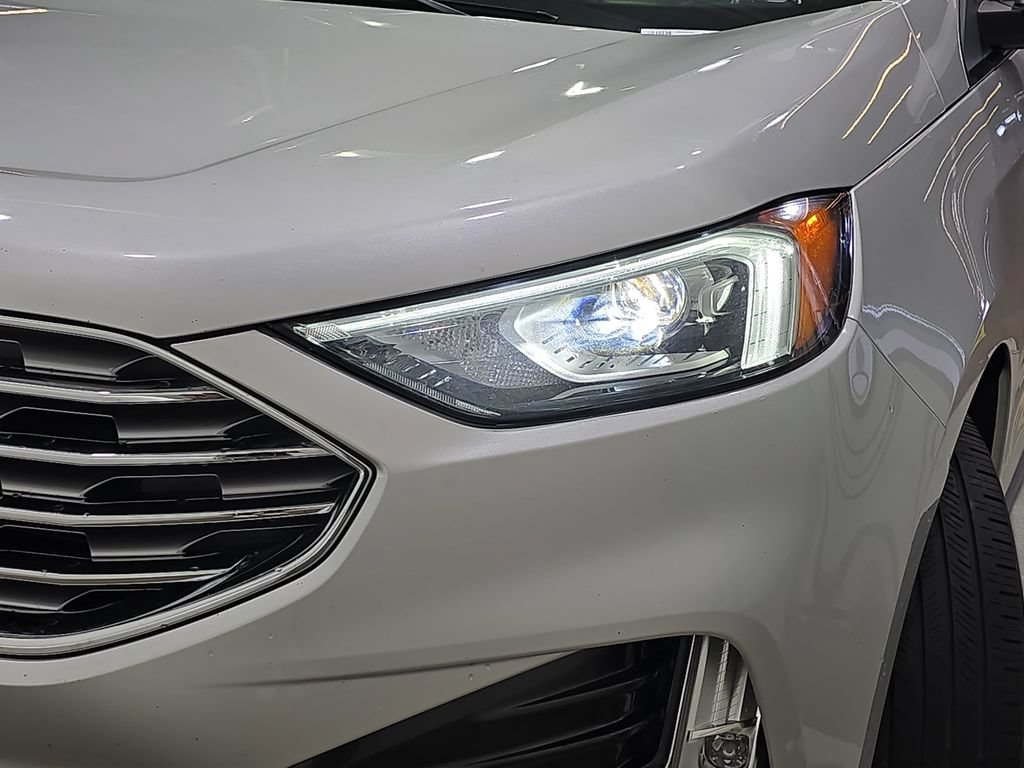 Used 2019 Ford Edge SEL w/ Equipment Group 201A FWD image 30