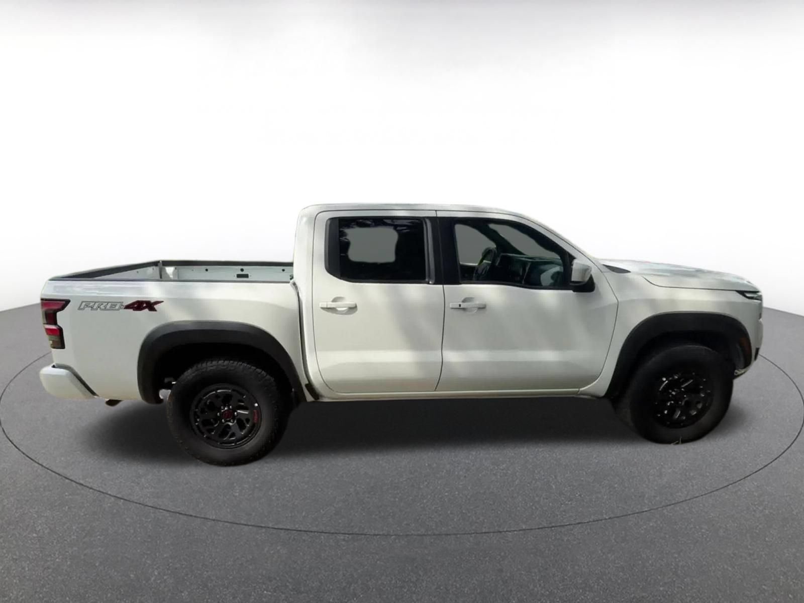 Used 2026 Nissan Frontier PRO-4X AWD/4WD image 13