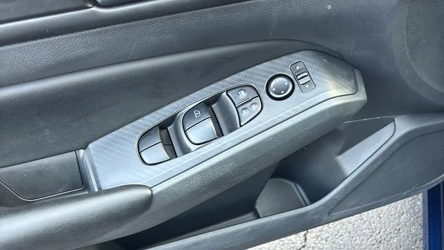 Used 2024 Nissan Altima 2.5 S image 10