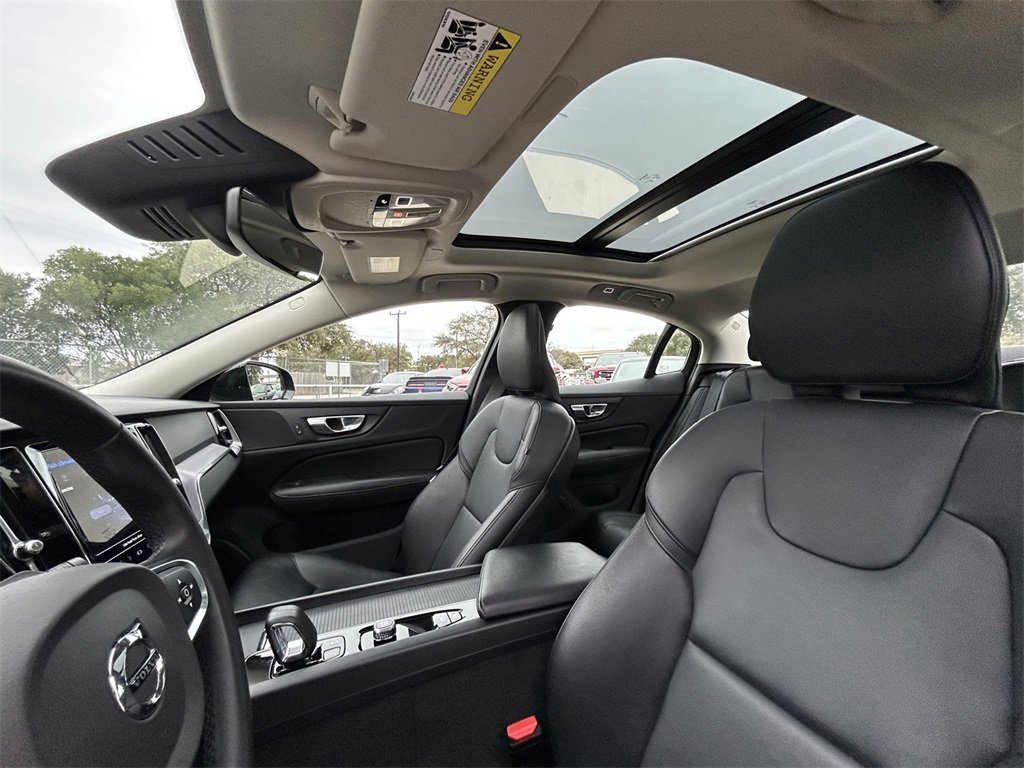 Used 2024 Volvo S60 B5 Core image 12