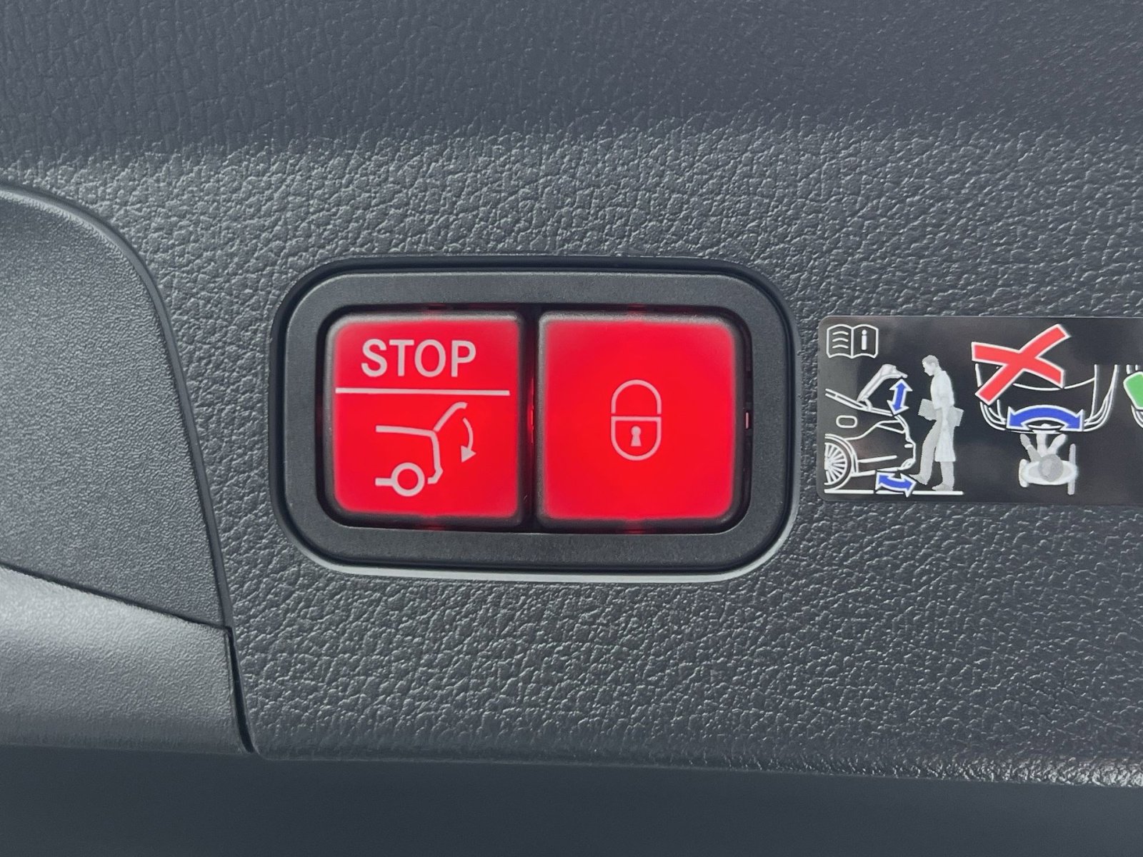 New 2026 Mercedes-Benz GLE 53 AMG 4MATIC Coupe image 25