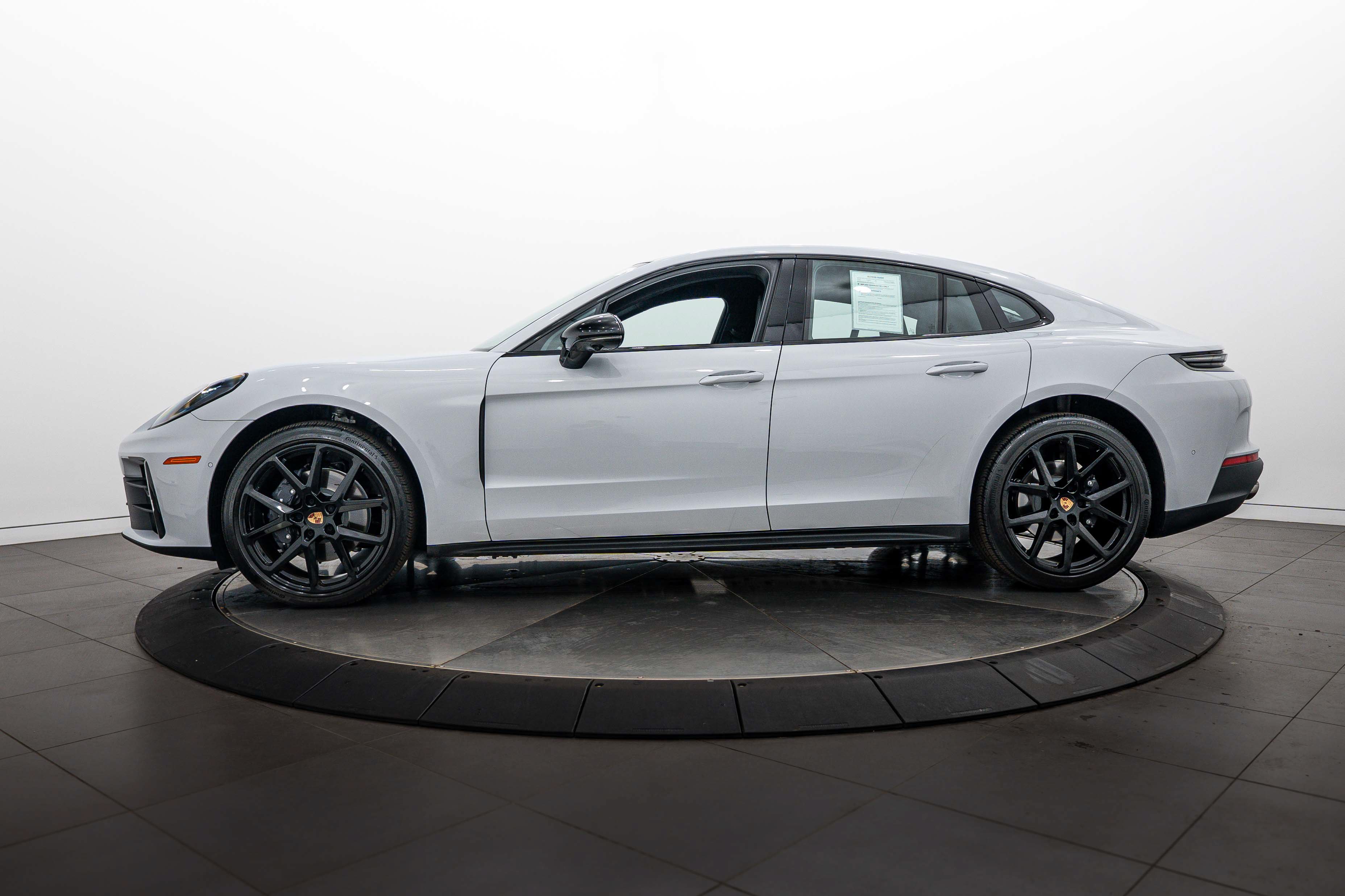 Certified 2026 Porsche Panamera 4 AWD/4WD image 2