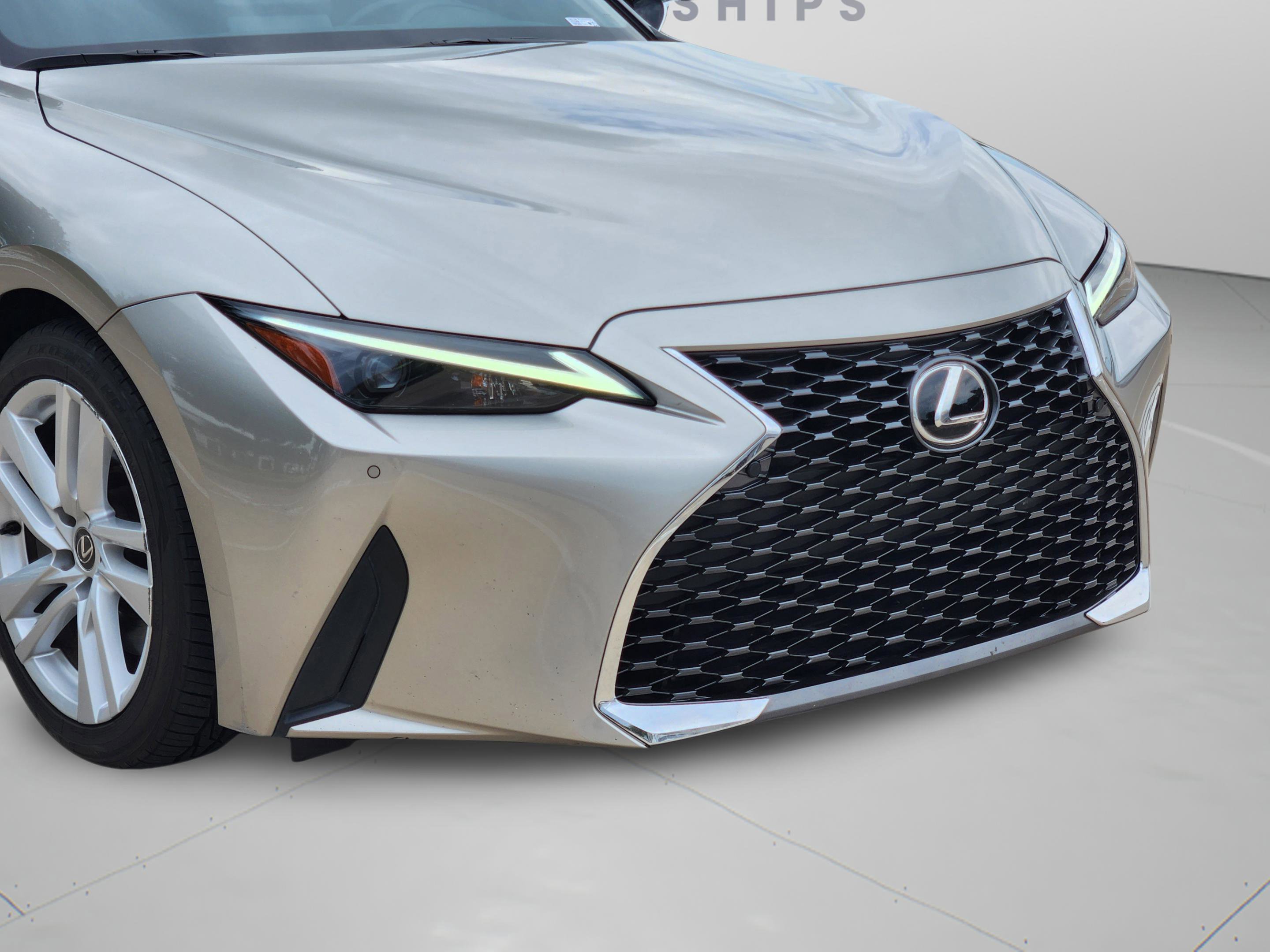Used 2023 Lexus IS 300 w/ Comfort Package RWD image 39