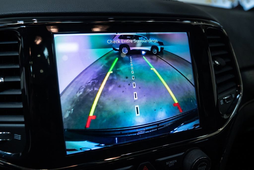 Used 2021 Jeep Grand Cherokee High Altitude image 26