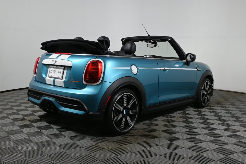 Used 2024 MINI Cooper S w/ Seaside Edition FWD image 15