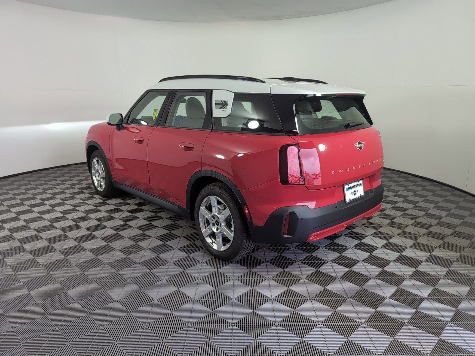 Certified 2025 MINI Cooper Countryman SE image 3