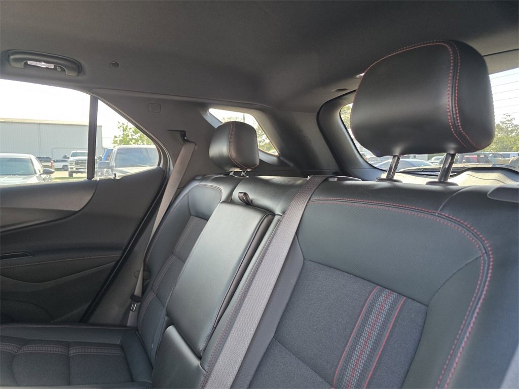 Used 2022 Chevrolet Equinox RS image 17