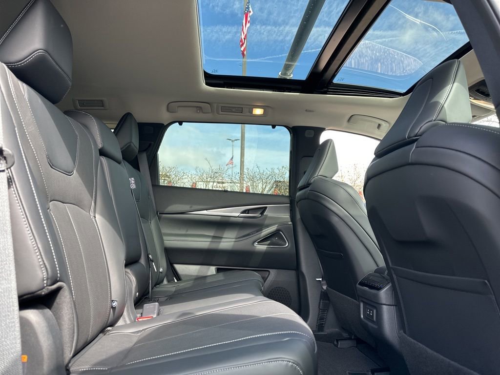 New 2026 INFINITI QX60 Luxe w/ Cargo Package image 24