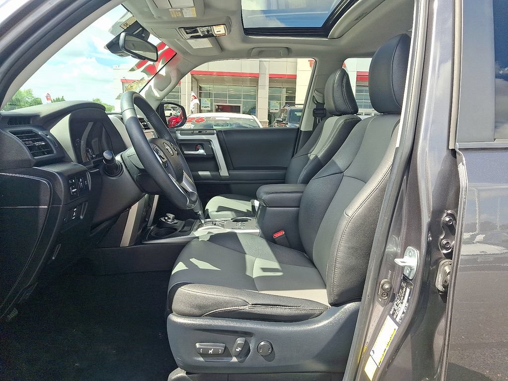 Certified 2021 Toyota 4Runner SR5 Premium w/ Moonroof Package AWD/4WD image 14
