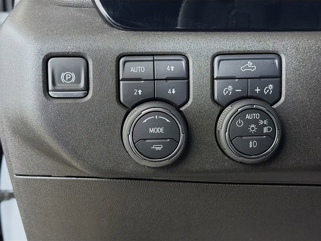 Used 2025 Chevrolet Silverado 1500 RST AWD/4WD image 11
